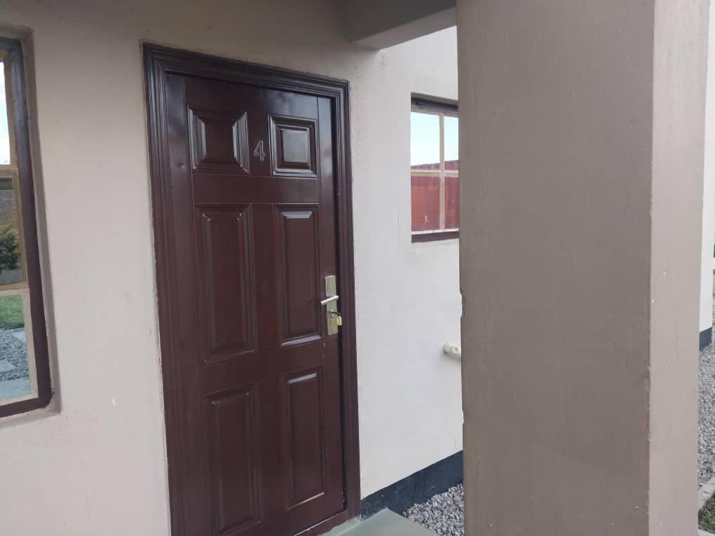 Emmrose Apartments Chingola Exterior foto
